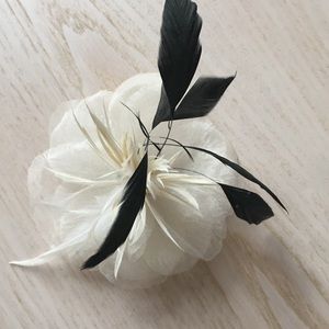 White House Black Market Fascinator
